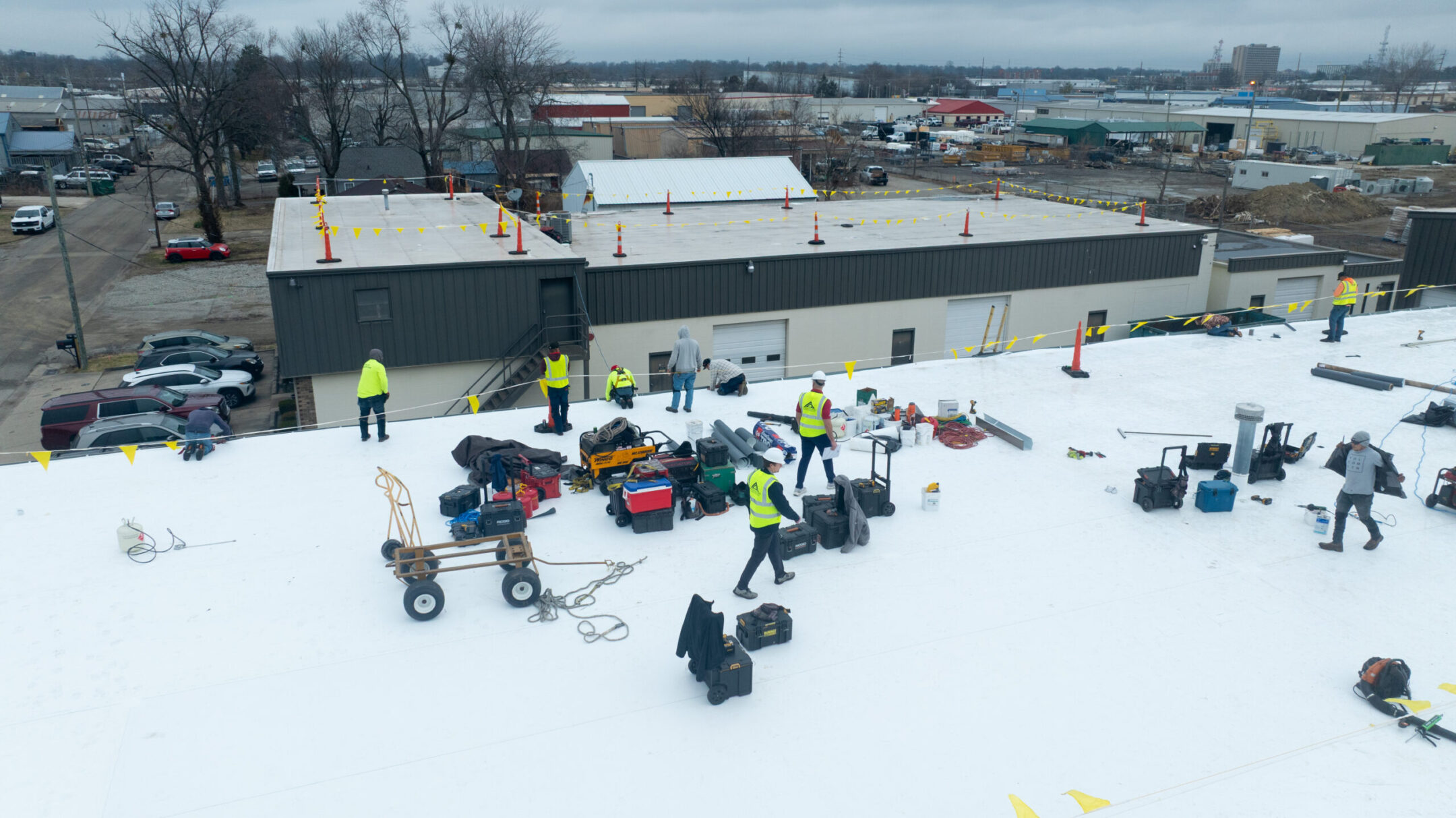 Avdanced construction workers