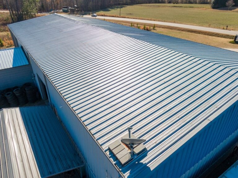 R panel metal roof