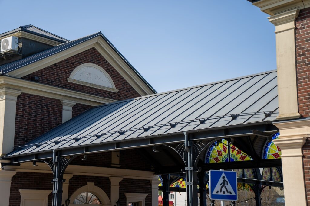 public building metal seam roof