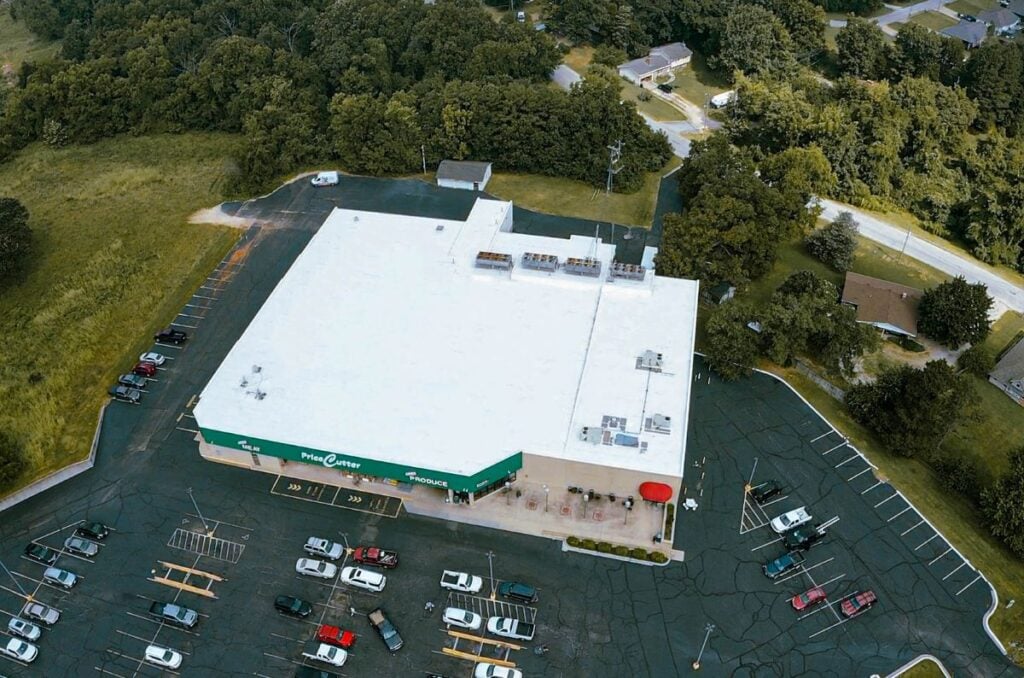 commercial roofing chicago aerial view of tpo roof